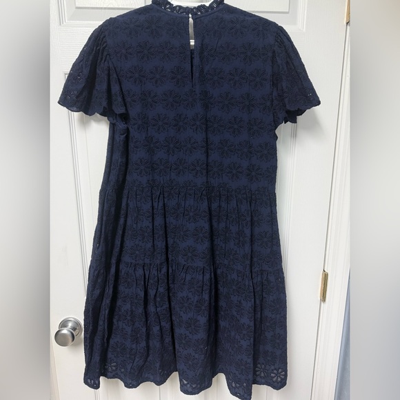 Crown & Ivy Floral Lace Dress in Deep Blue - Picture 4 of 6